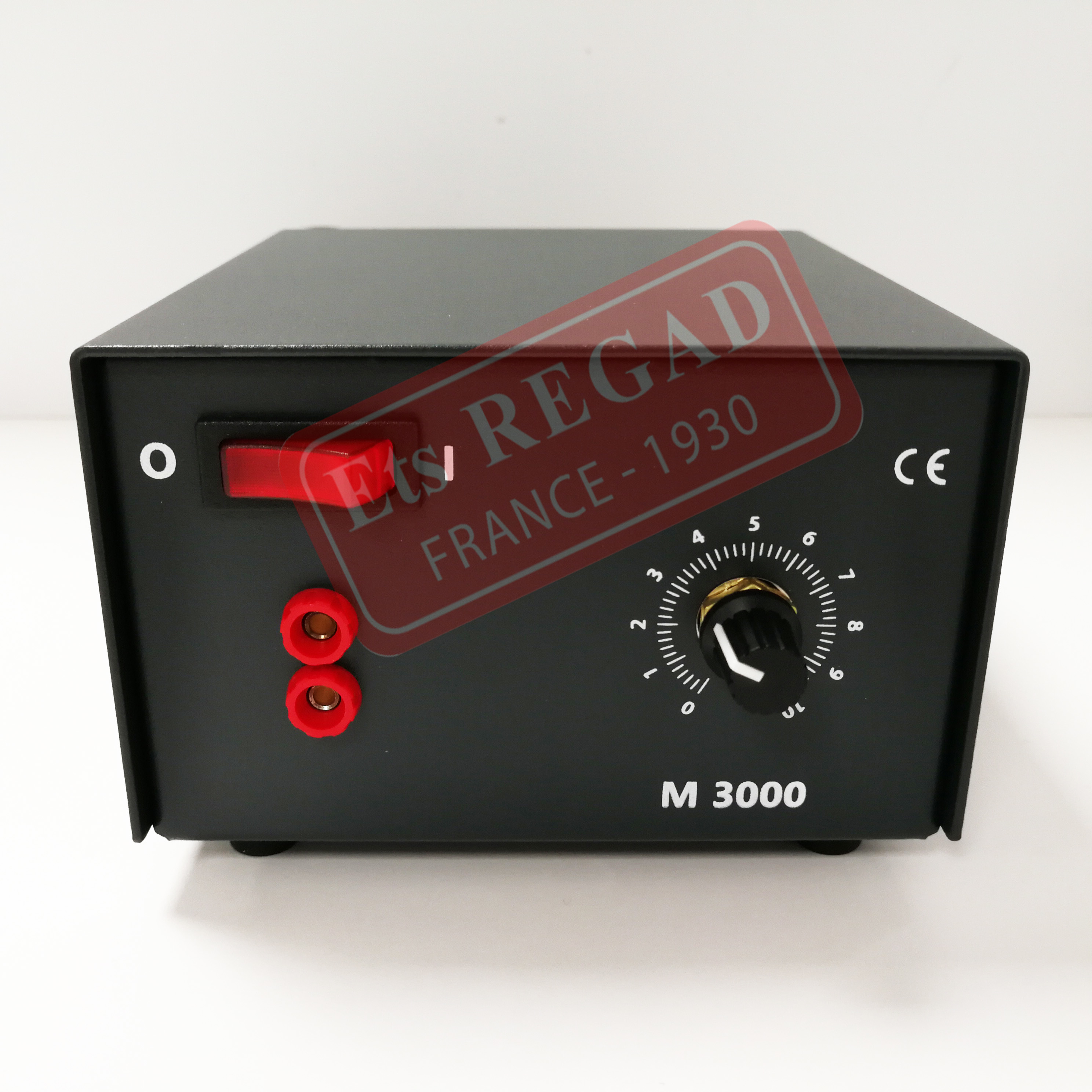 Visuel deAlimentation électrique M3000  1 sortie basse tension avec réglage électronique de 0 à 16V